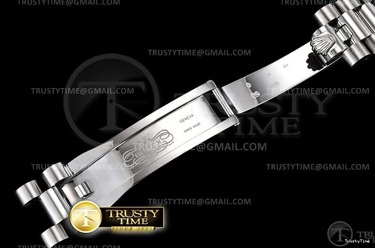0914 RMDJ0253E – DJ Midsize 31mm Sophisticated 825
